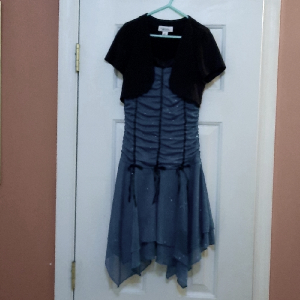 Amy Byer fancy sparkly turquoise and black dress with attached shrug Size 10